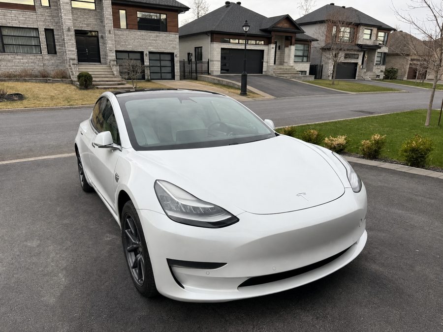Tesla Model 3 — ext&eacute;rieur